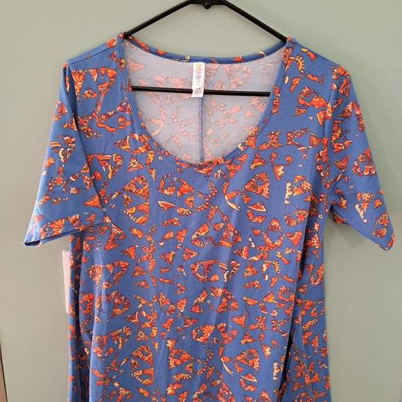 Top - Picture 2 of 3